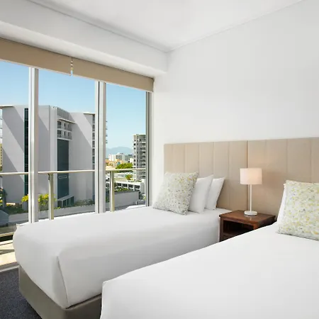 Mantra Trilogy Hotel Cairns Exterior photo